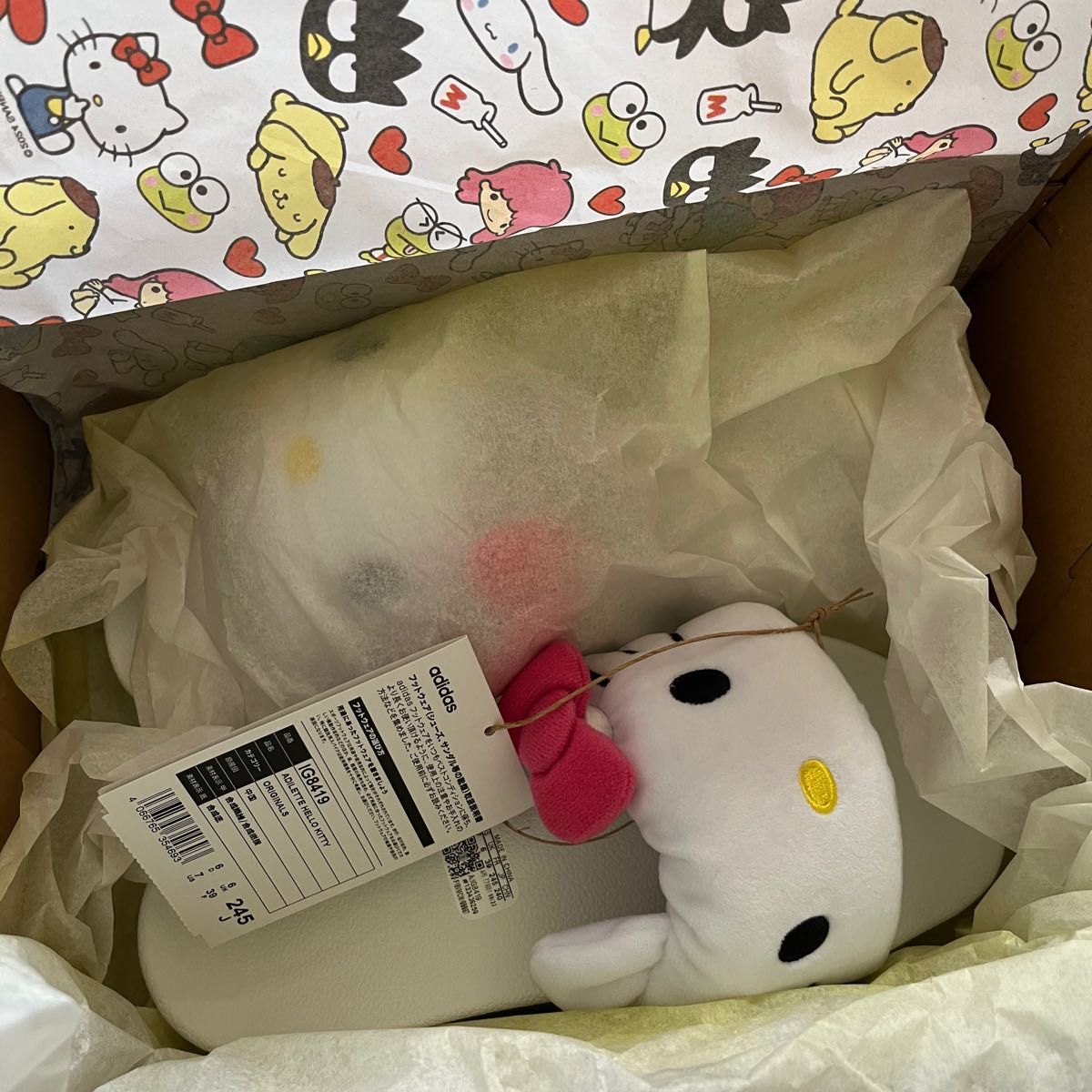 adidas Originals × Hello Kitty アディレッタ サンダル adidas Originals × Hello Kitty アディレッタ サンダル