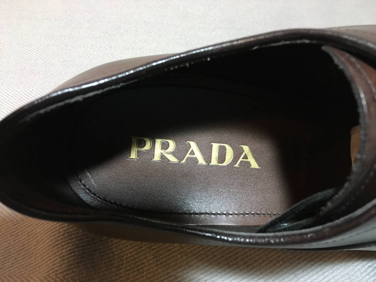 新品 プラダ レザー ドレス シューズ 7 PRADA 本革 靴 短靴 ブラウン 茶 ビジネス シューズ メタル ロゴ_画像10