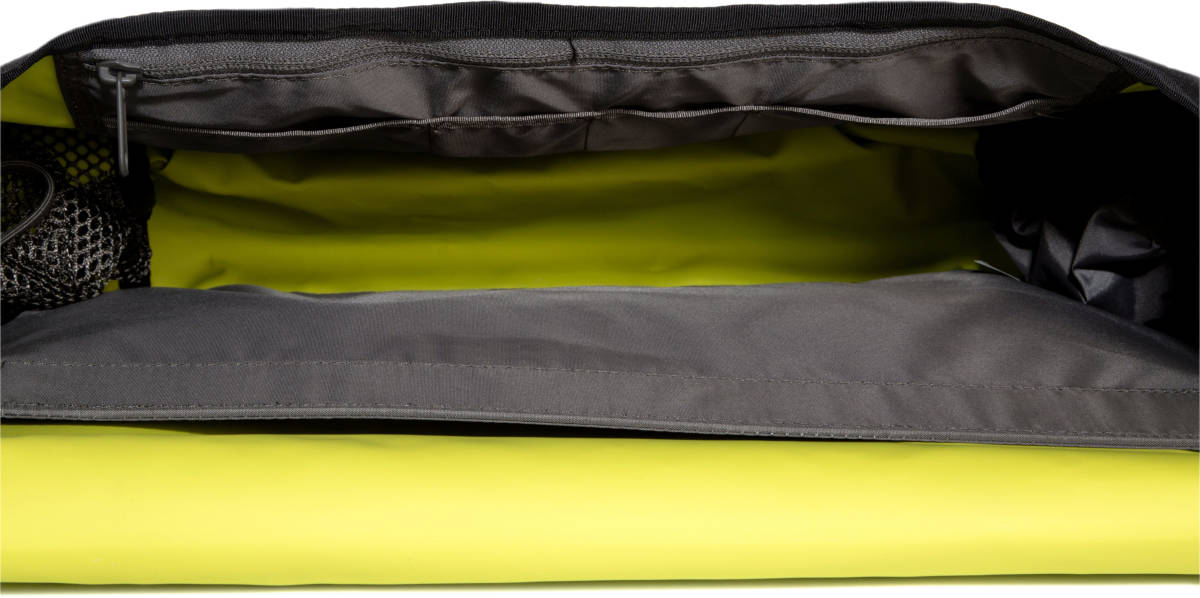  new goods timbuck2tin bag 2 classic mesenja- print bag M size black unused domestic not yet sale 