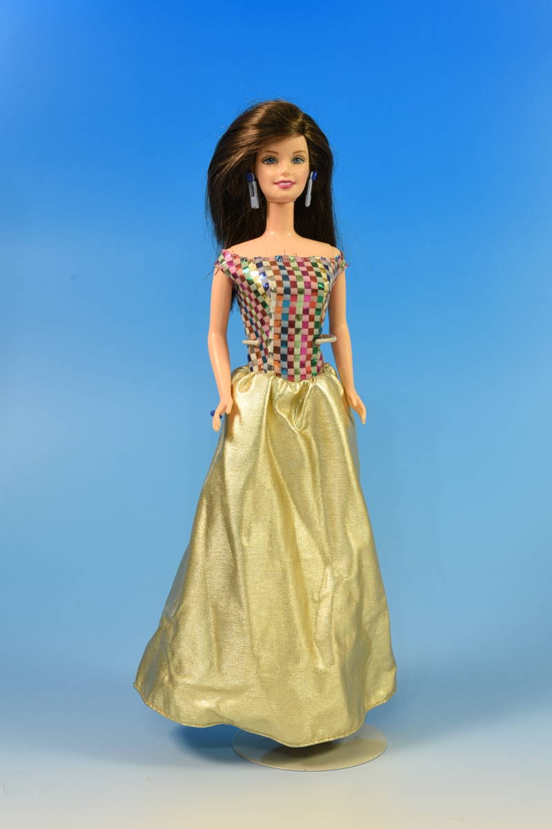 Barbie人形 「詳細不明 Barbie」(56) 元箱無し・スタンド付き の画像1