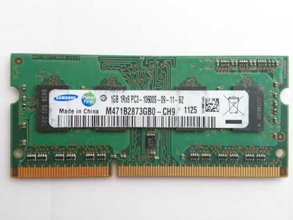 可愛いクリスマスツリーやギフトが！ 熱販売 中古品 Samsung メモリ 1GB 1Rx8 PC3-10600S-09-11-B2 1G×1枚 計1GB t669.org t669.org