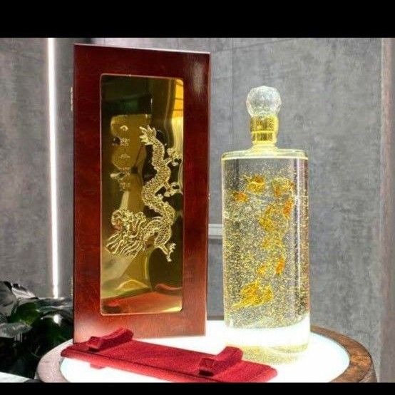 年末セール 超貴重 中国古酒 中国酒玉山金 黄金高粱 八年陳高潜 年末セール 超貴重 中国古酒 中国酒玉山金 黄金高粱 八年陳高潜