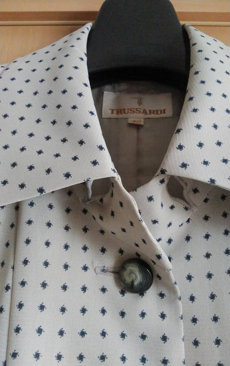 《即決も有り》　未使用　TRUSSARDI 　トラサルディ 　ワンピース 　グレー系　　_画像4