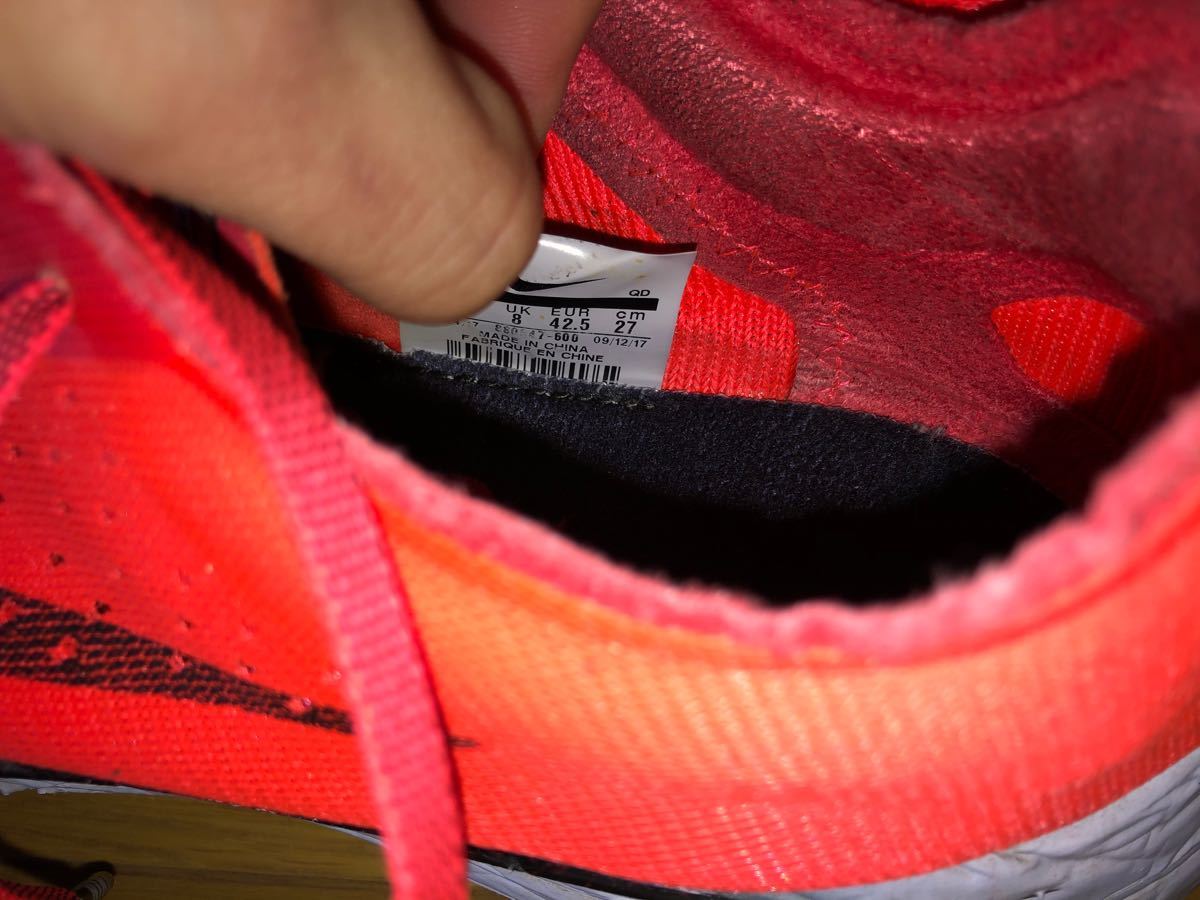 NIKE ヴェイパーフライ4% 初代 27センチ 使用僅か値下げOK NIKE ヴェイパーフライ4% 初代 27センチ 使用僅か値下げOK