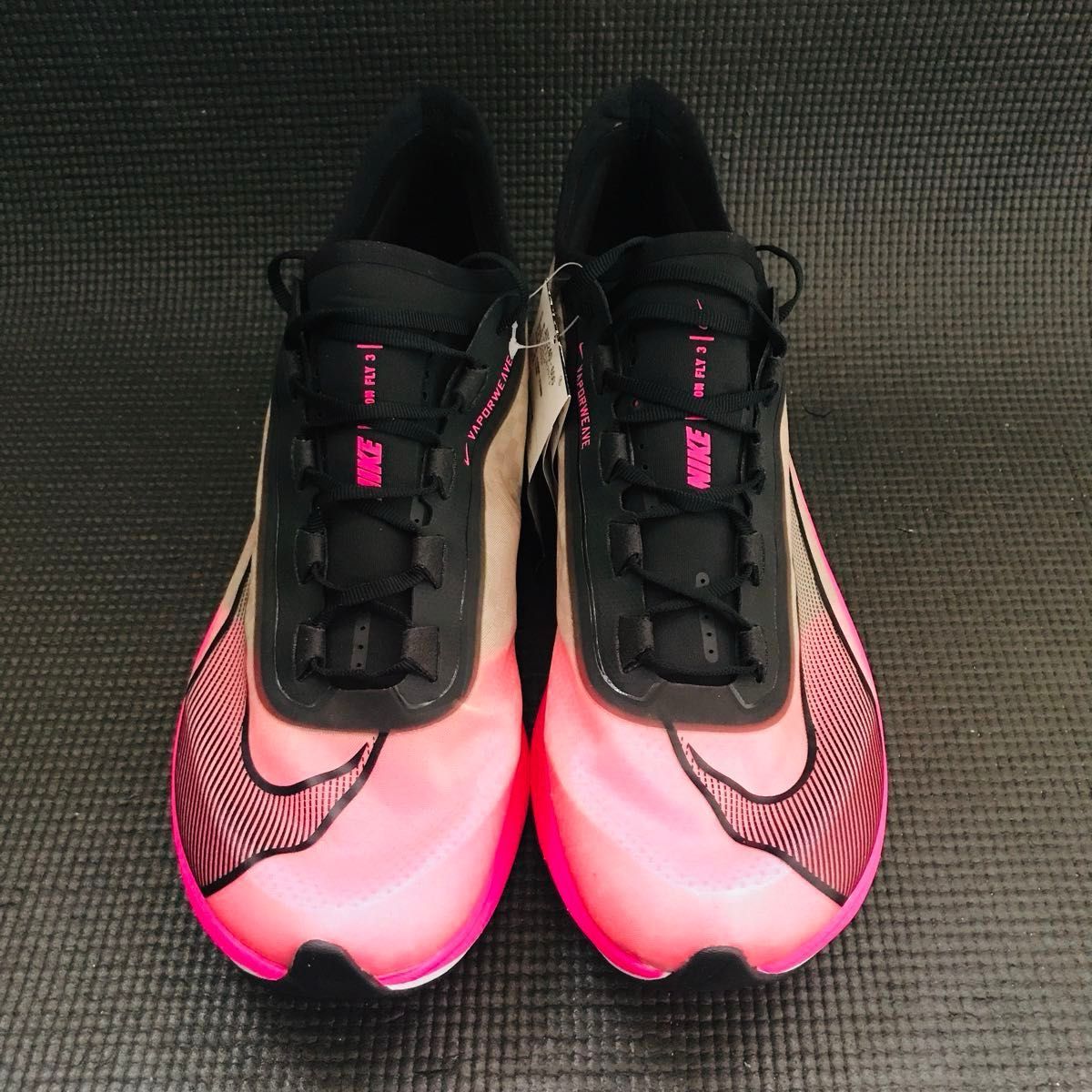 未使用タグ付】NIKE ナイキ zoom fly 3 ズームフライ3 ピンク 未使用タグ付】NIKE ナイキ zoom fly 3 ズームフライ3 ピンク