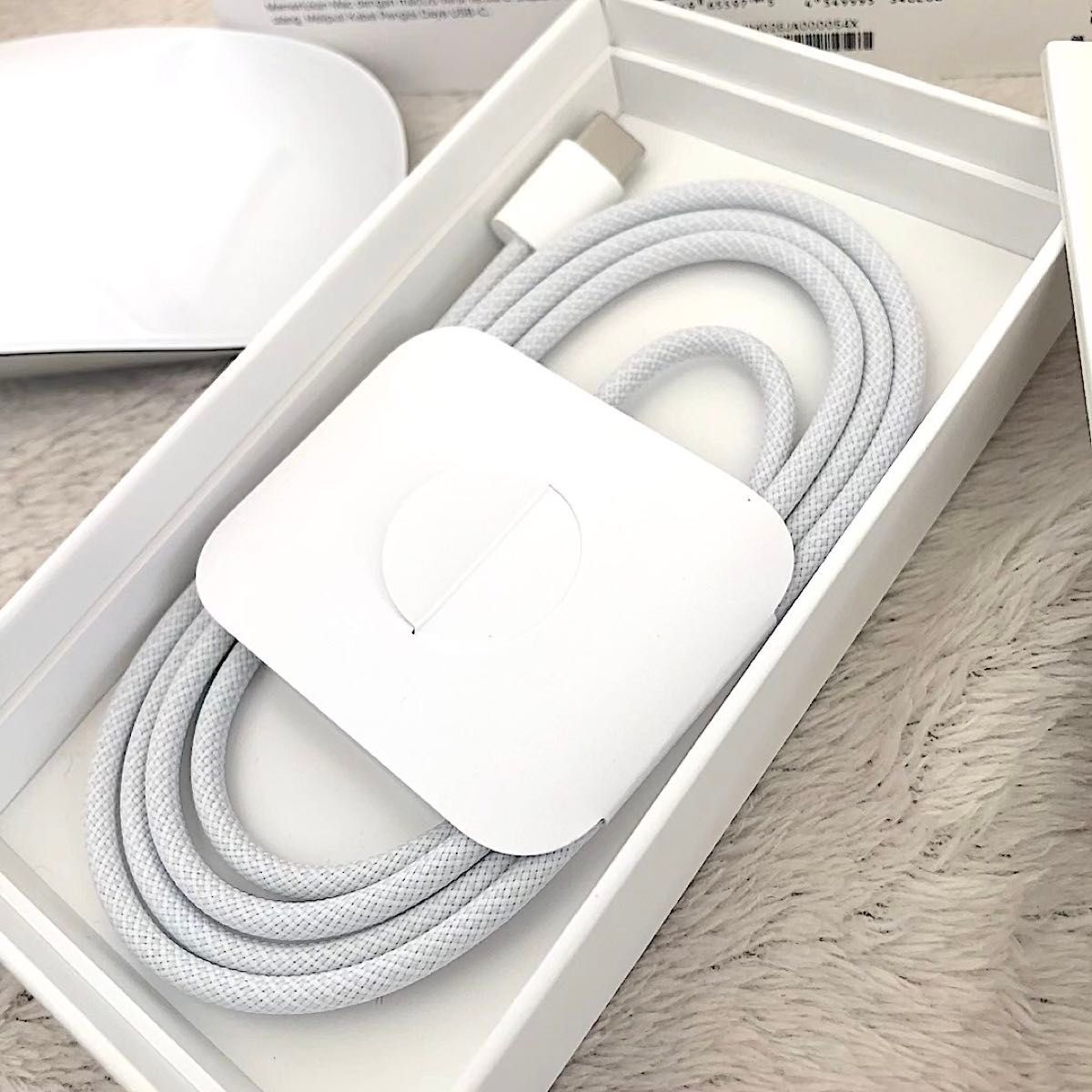新品にちかい/極美品】最新モデル USB-C ブラック Apple Magic 新品にちかい/極美品】最新モデル USB-C ブラック Apple Magic
