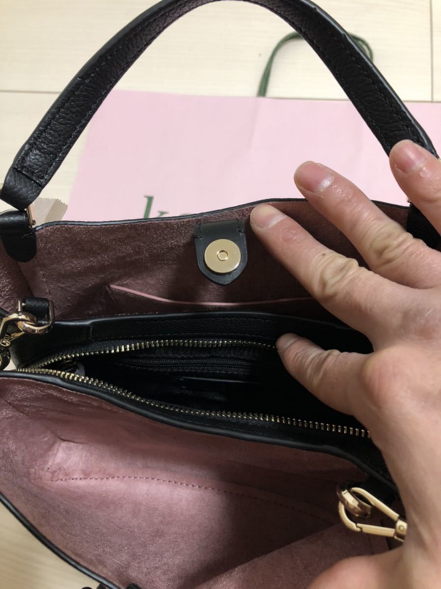 新品 半額以下 人気 ケイトスペード kate spade ハンドバッグ ショルダーバッグ 黒×ピンク_画像3