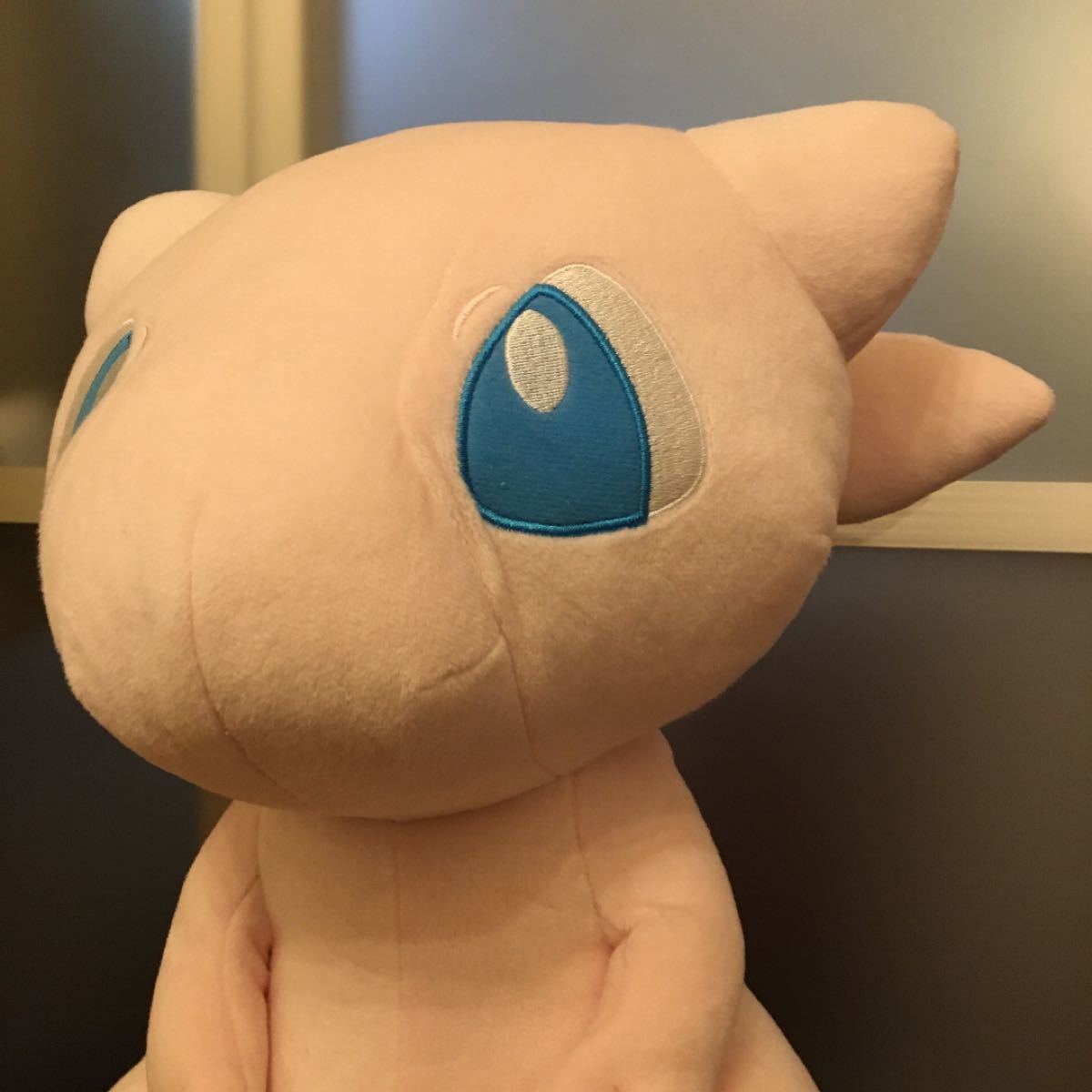 Paypayフリマ Bigぬいぐるみ ポケモンセンター ミュウ 等身大 ぬいぐるみ タグ付き Paypayフリマ Bigぬいぐるみ ポケモンセンター ミュウ 等身大 ぬいぐるみ タグ付き