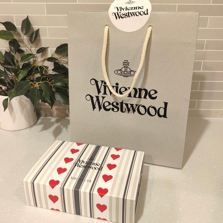 viviennewestwood ミシャラク クーニー バレンタイン チョコ viviennewestwood ミシャラク クーニー バレンタイン チョコ