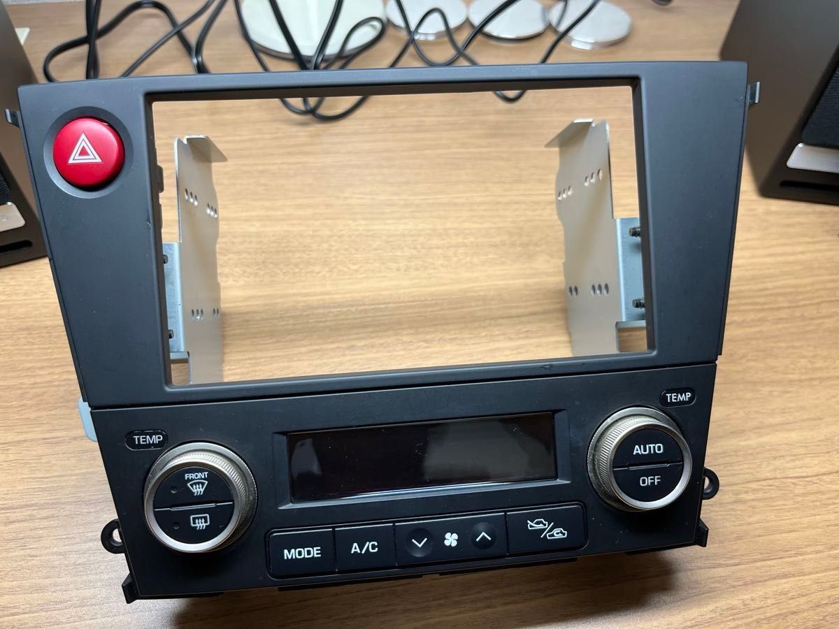 レガシィ BP5 BL5 後期型 エアコン オーディオパネル レガシィ BP5 BL5 後期型 エアコン オーディオパネル