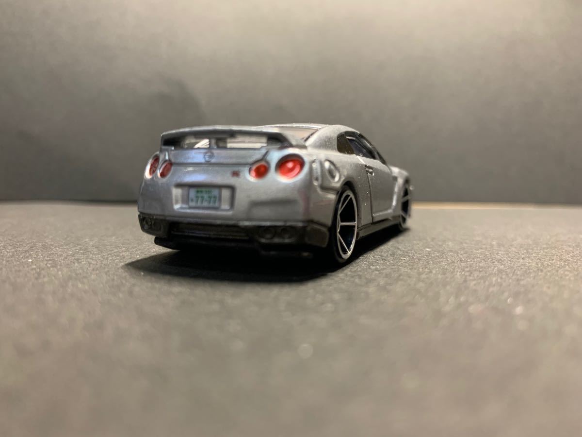 GTR R35 トミカ　カスタム　ナンバープレート付　絶版初期モデル