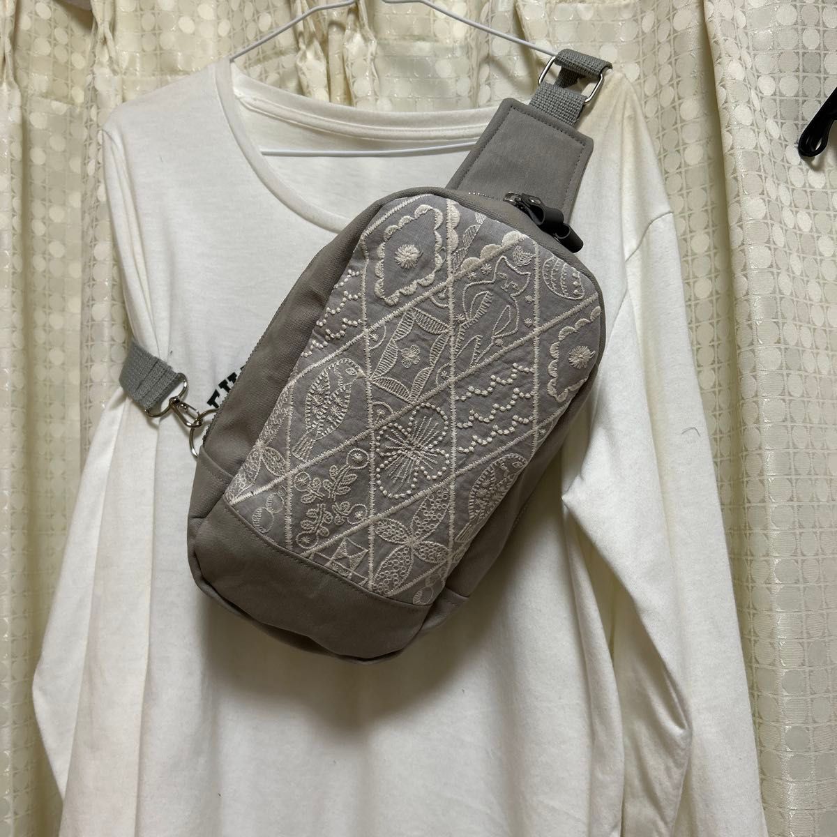 ミナペルホネン ハンドメイド BOXタイプボディバッグ ミナペルホネン ハンドメイド BOXタイプボディバッグ