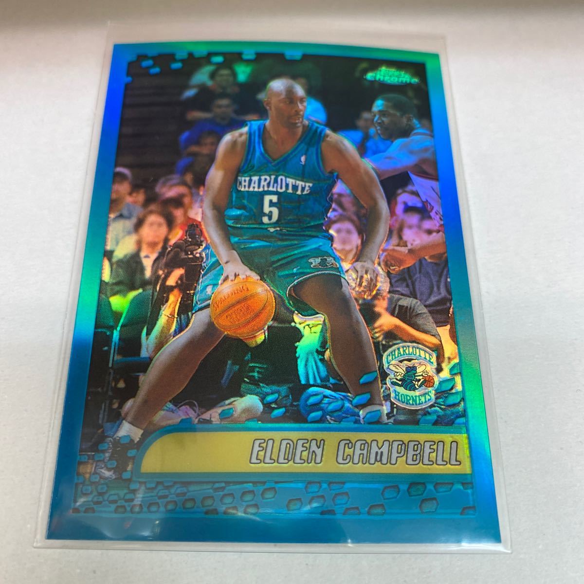 NBA 2001-2002 Topps Chrome Refractors Elden Campbell_画像1