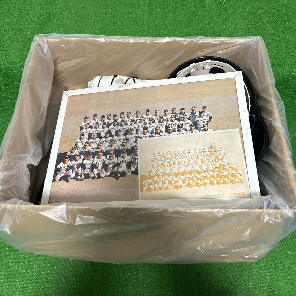 阪神タイガース グッズ まとめ セット 1976年写真 メガホン 阪神タイガース グッズ まとめ セット 1976年写真 メガホン