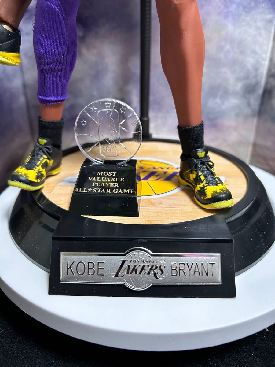 NBA Kobe コービー・ブライアント フィギュア 1/6 2体セット NBA Kobe コービー・ブライアント フィギュア 1/6 2体セット