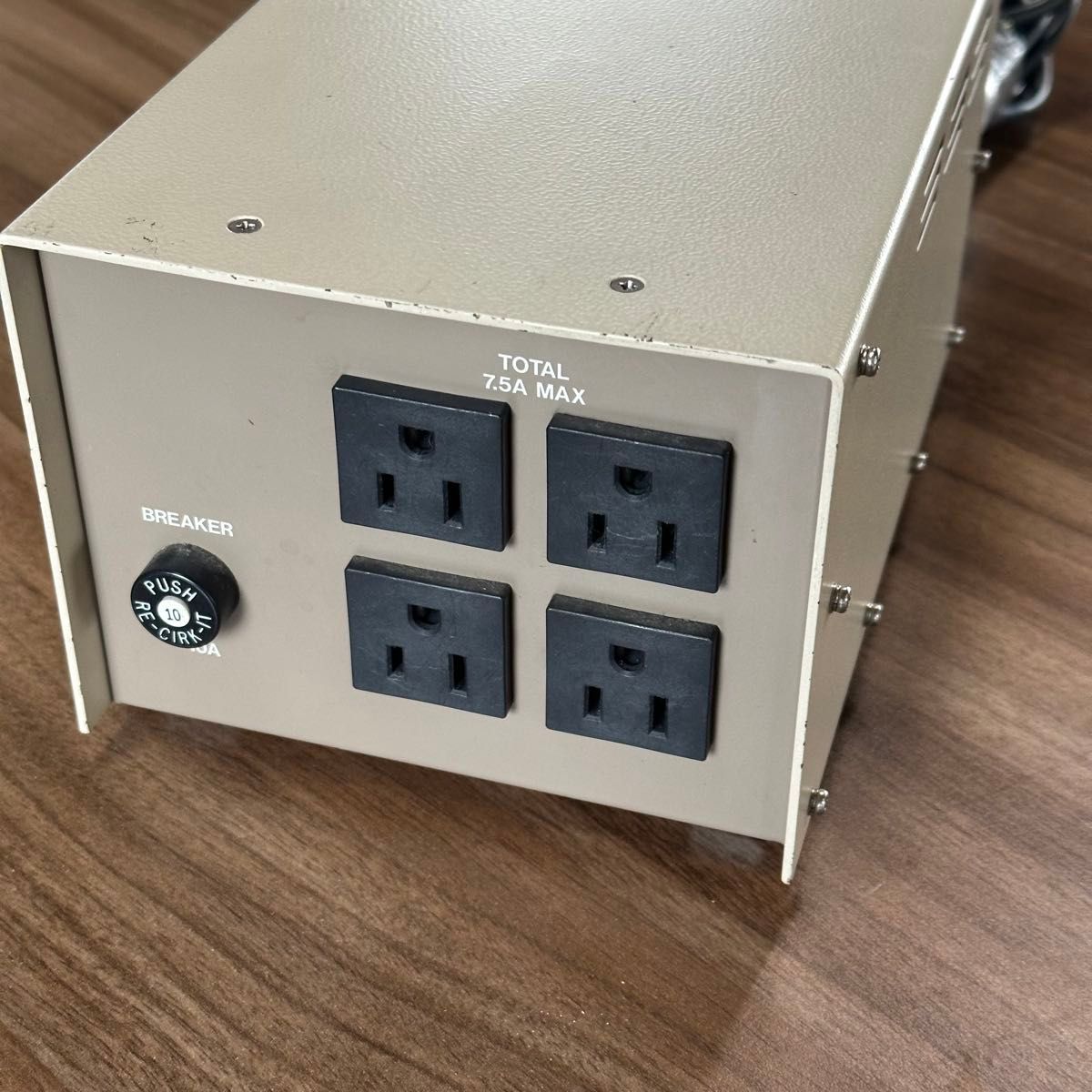 電源アイソレーター 高級アイソレーション 750VA クリーン電源 電源アイソレーター 高級アイソレーション 750VA クリーン電源