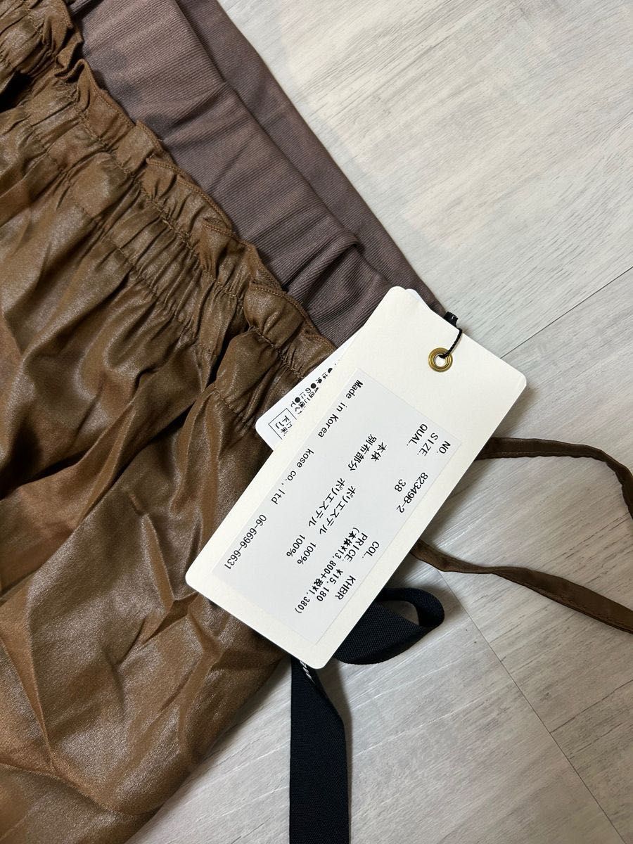 Eimee Law（エイミーロウ）の「レザーライクギャザーワイド