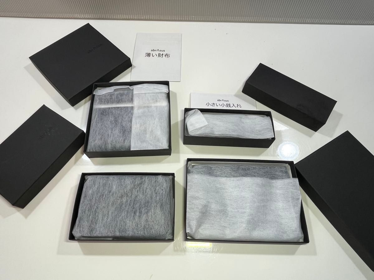 新品20％OFF】薄い財布「ローランド モデル」abrAsus/アブラサス