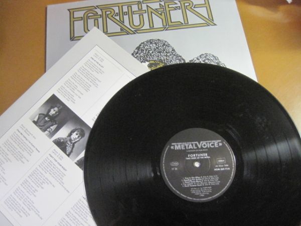 Fortuner - Two Sides Of The Metal /ドイツ産ヘヴィメタル/HGM-269-11/6 /西ドイツ盤LPレコード_画像3