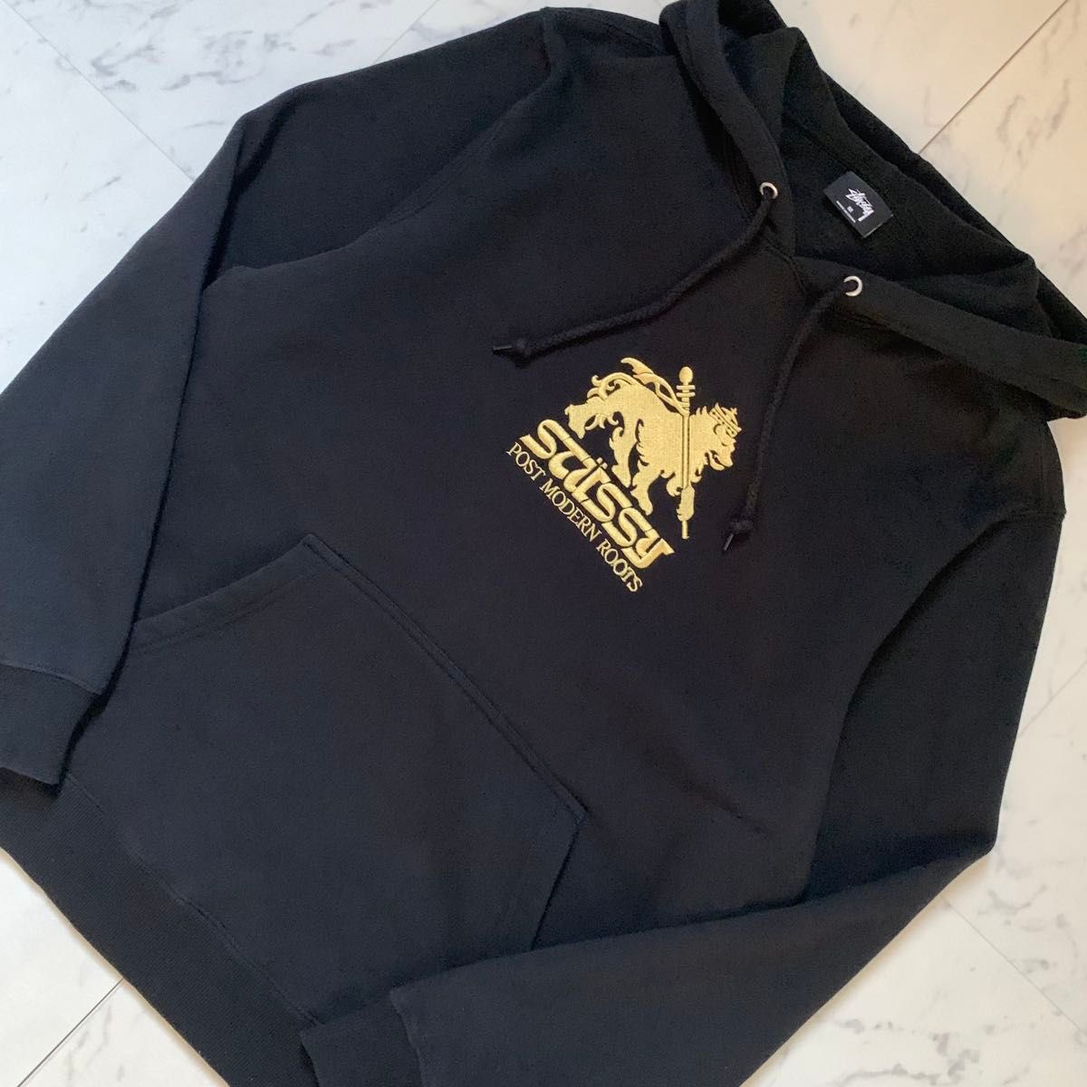 STUSSY LION APP HOODIE