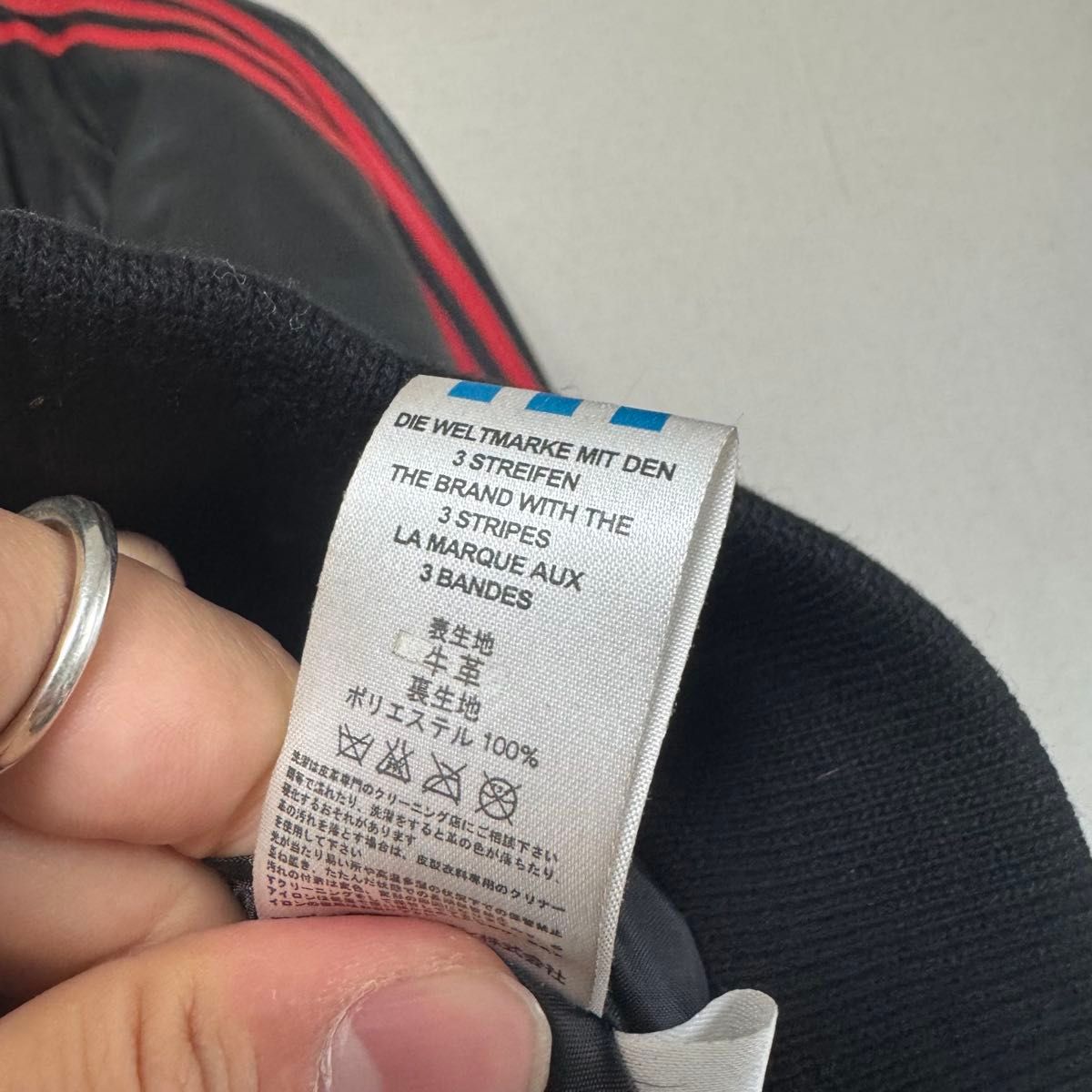牛革 adidas レザー ジャケット 黒 M トラッカー 本革 ブルゾン 牛革 adidas レザー ジャケット 黒 M トラッカー 本革 ブルゾン
