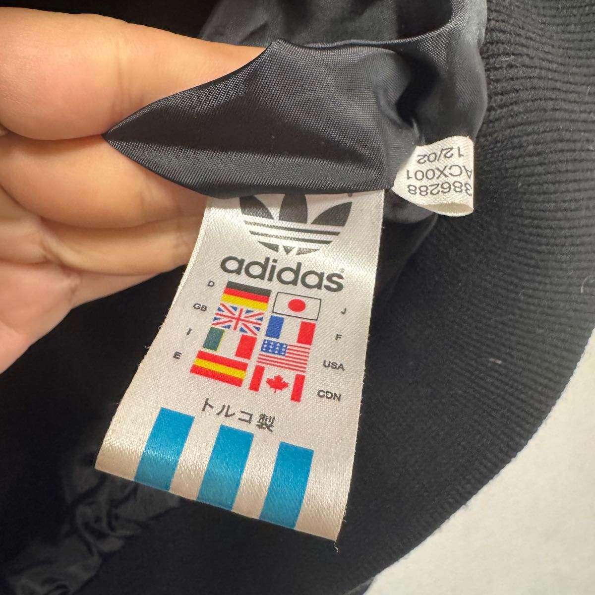 牛革 adidas レザー ジャケット 黒 M トラッカー 本革 ブルゾン 牛革 adidas レザー ジャケット 黒 M トラッカー 本革 ブルゾン