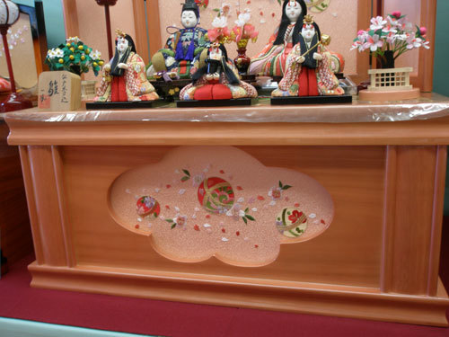 華宴】収納飾り 木目込親王 木目込三人官女 5人飾り 岩槻人形 華宴】収納飾り 木目込親王 木目込三人官女 5人飾り 岩槻人形