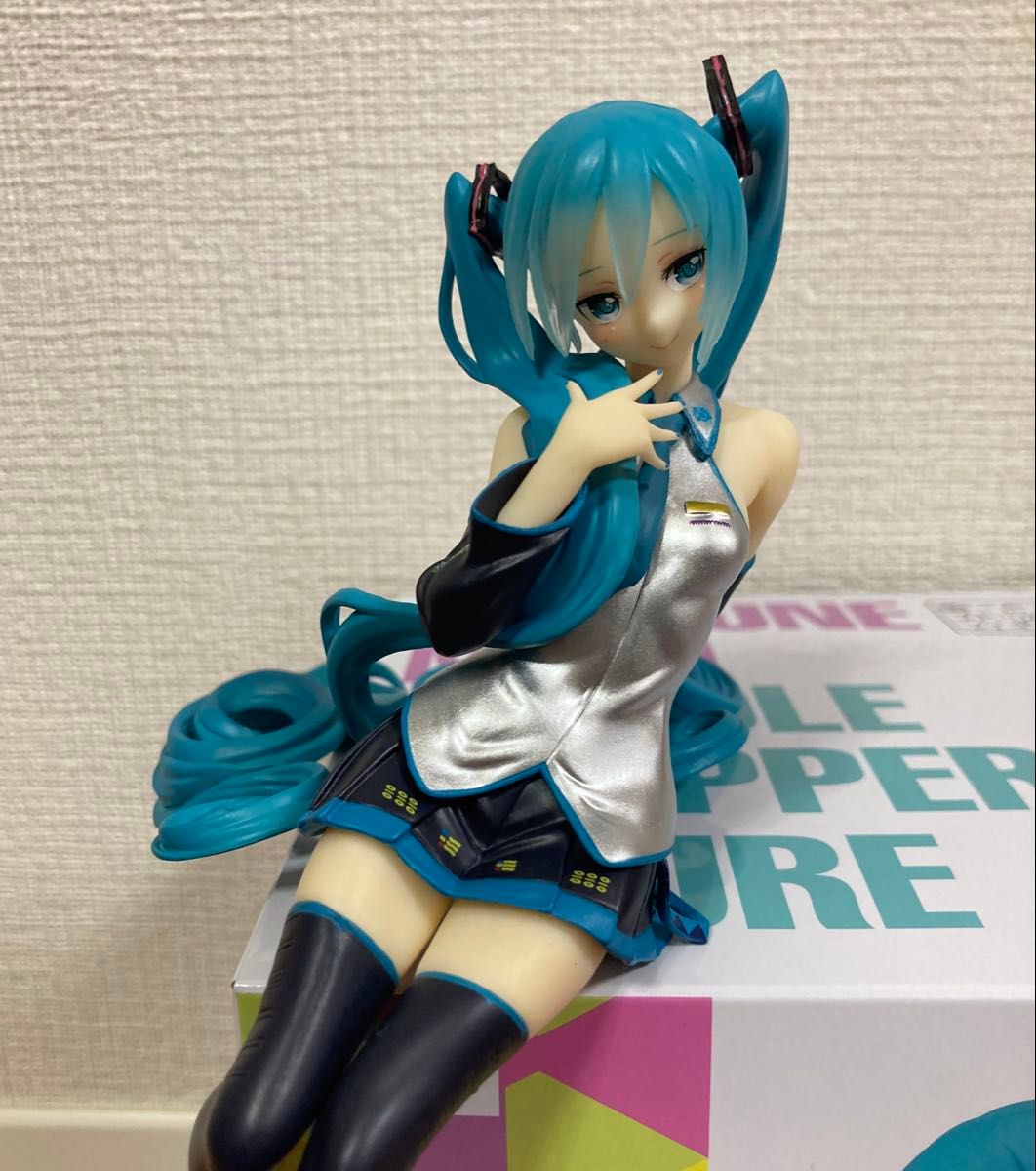 新品未開封】初音ミク ぬーどるストッパーフィギュア Art by 新品未開封】初音ミク ぬーどるストッパーフィギュア Art by