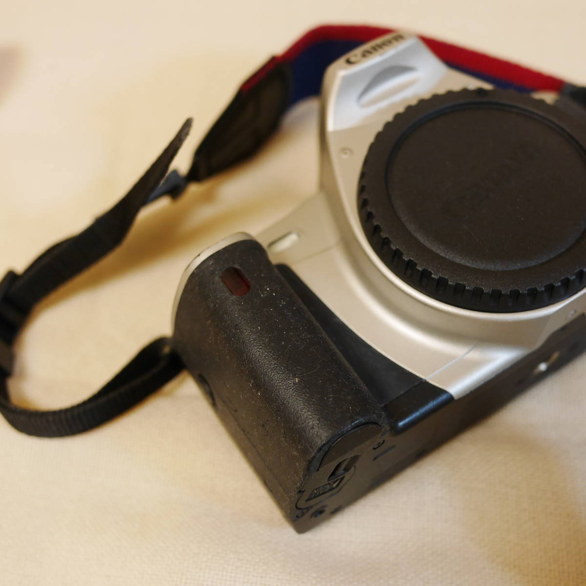 Canon EOS KISS Ⅲ キャノン フィルムカメラ一眼レフ+Canon Canon EOS KISS Ⅲ キャノン フィルムカメラ一眼レフ+Canon