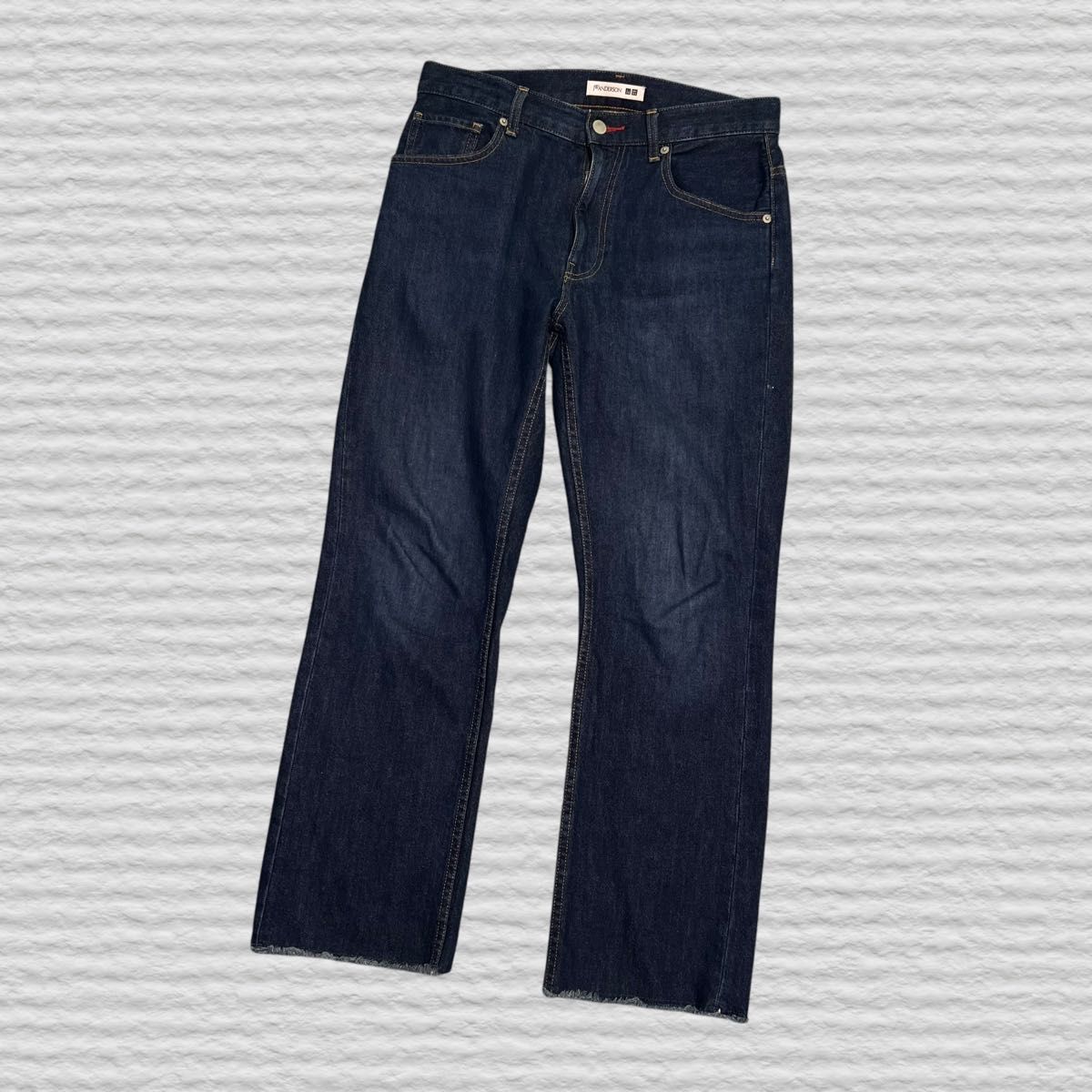 UNIQLO》JW ANDERSON アンダーソン シューカットジーンズ 30 UNIQLO》JW ANDERSON アンダーソン シューカットジーンズ 30