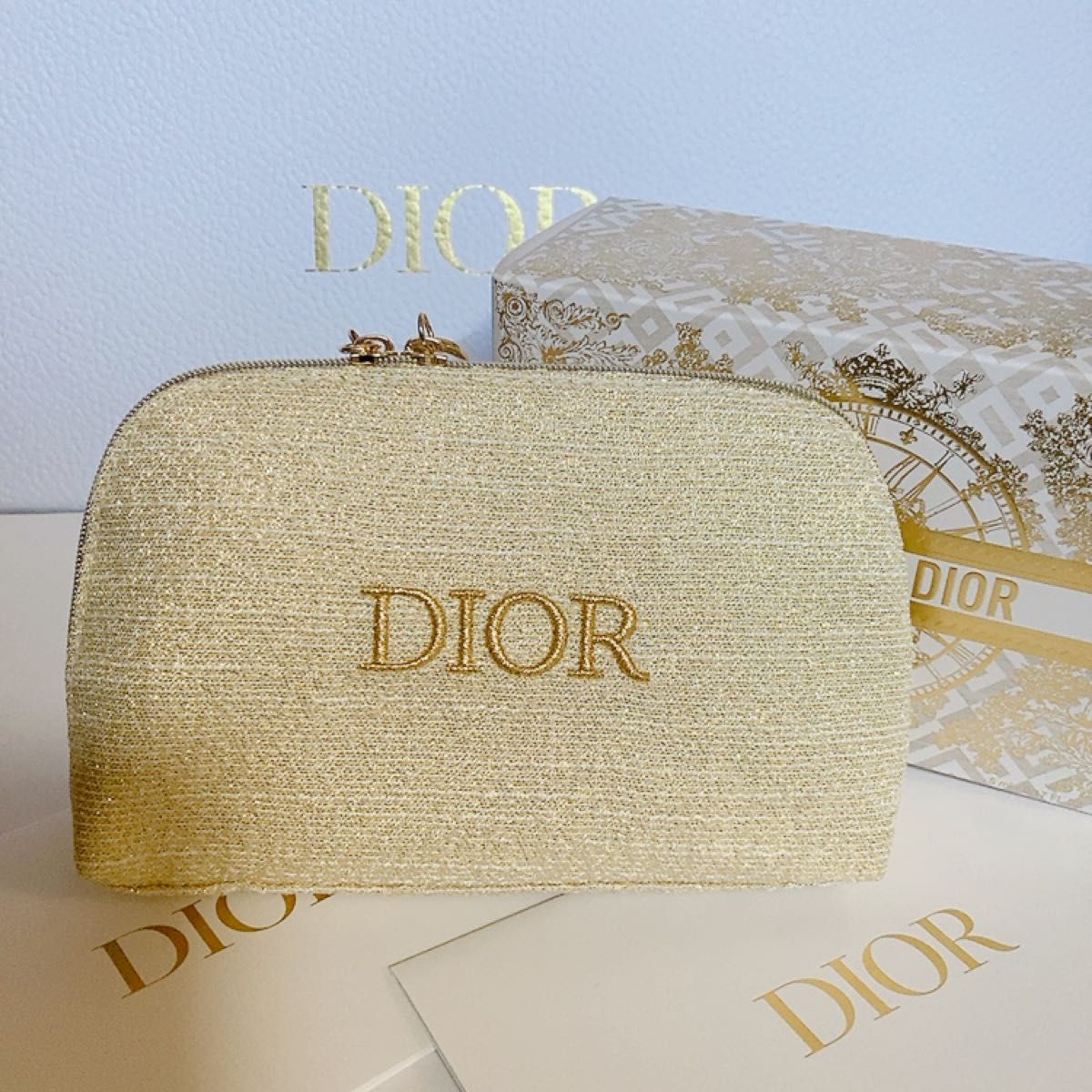 最新版 Dior ディオールスノーエッセンスホリデー コフレ2024 最新版 Dior ディオールスノーエッセンスホリデー コフレ2024