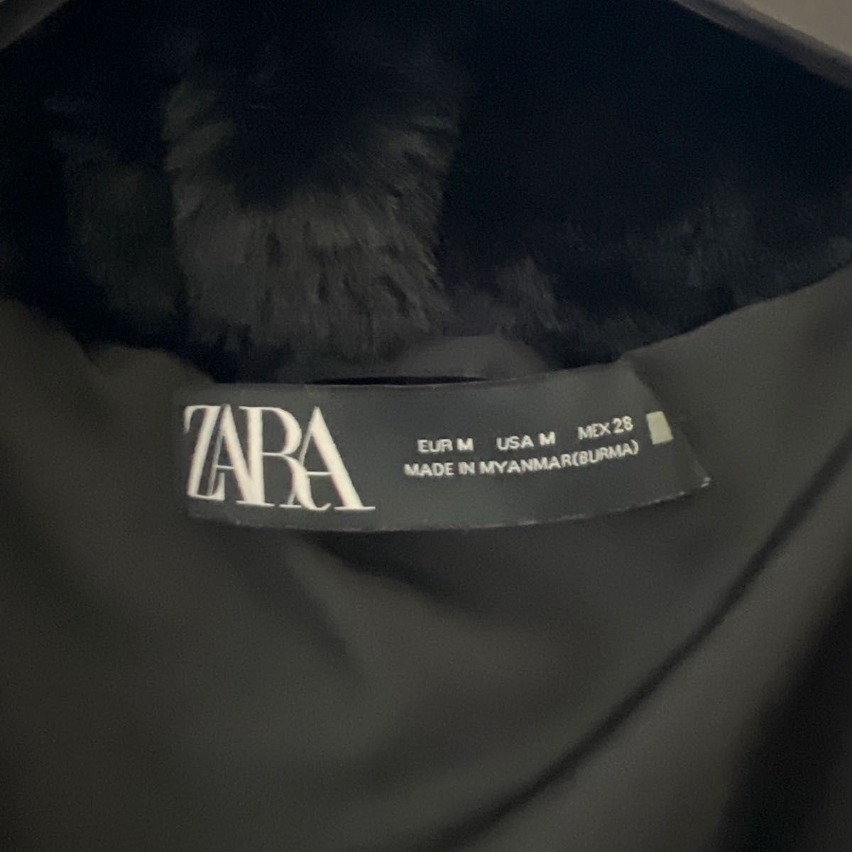 ZARA ダウンコート コート ダウンジャケット ZARA 黒 TATRAS ZARA ダウンコート コート ダウンジャケット ZARA 黒 TATRAS