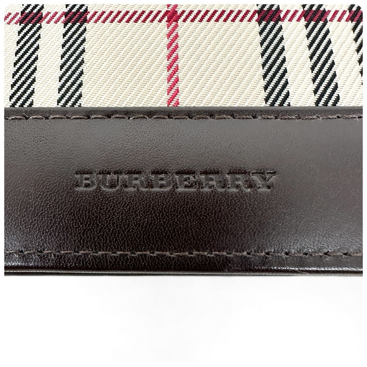 未使用 箱付 BURBERRY バーバリー ノバチェック 名刺入れ パス 未使用 箱付 BURBERRY バーバリー ノバチェック 名刺入れ パス