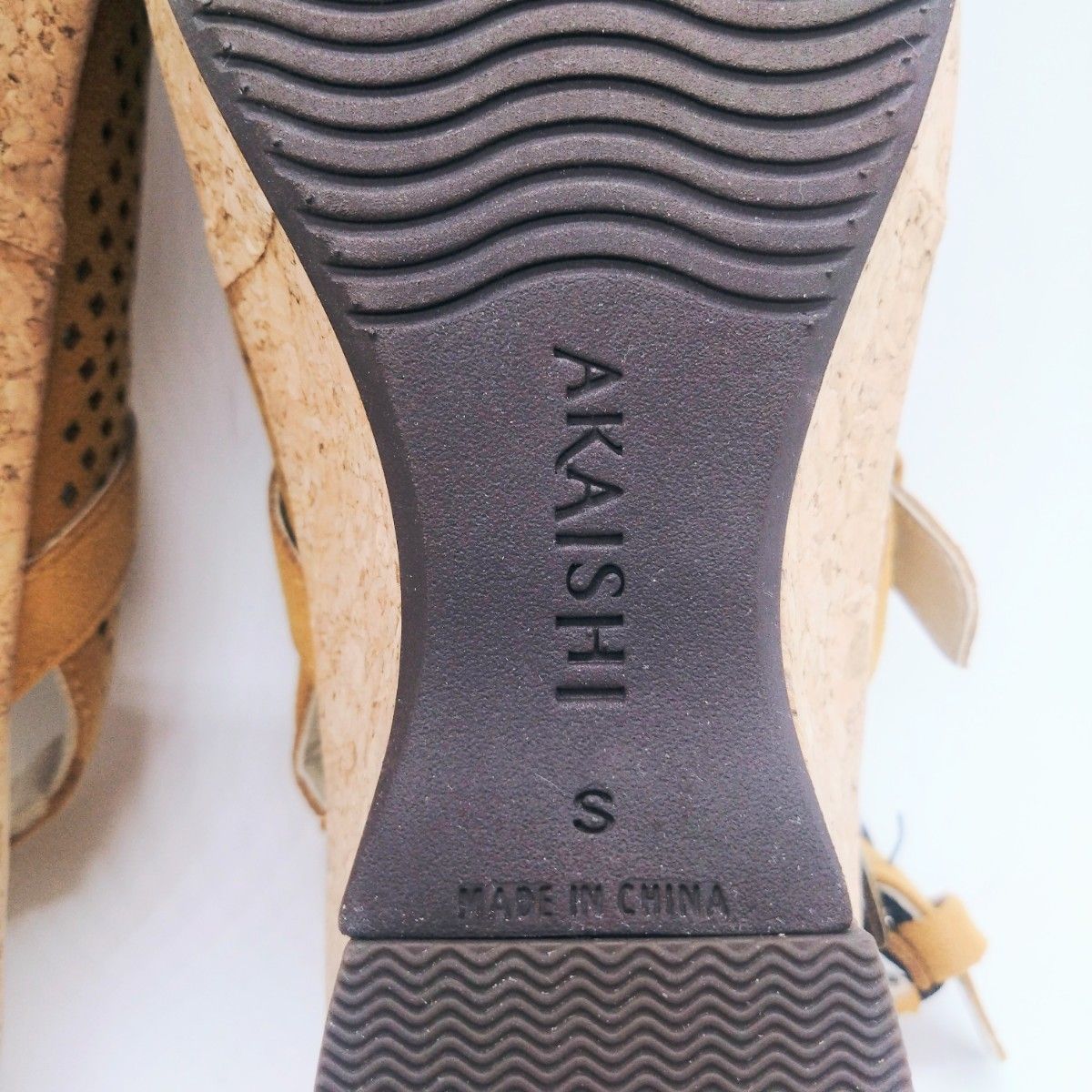 美品 アカイシ 157 パンチング スエード サンダル イエロー S 美品 アカイシ 157 パンチング スエード サンダル イエロー S
