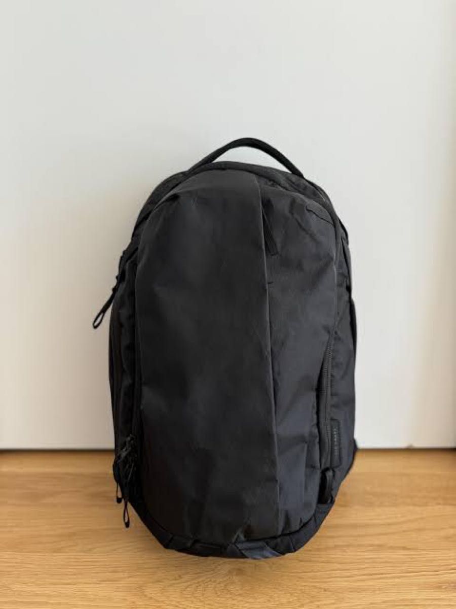 新品未使用】 able carry MAX EDC バックパック エイブル 新品未使用】 able carry MAX EDC バックパック エイブル