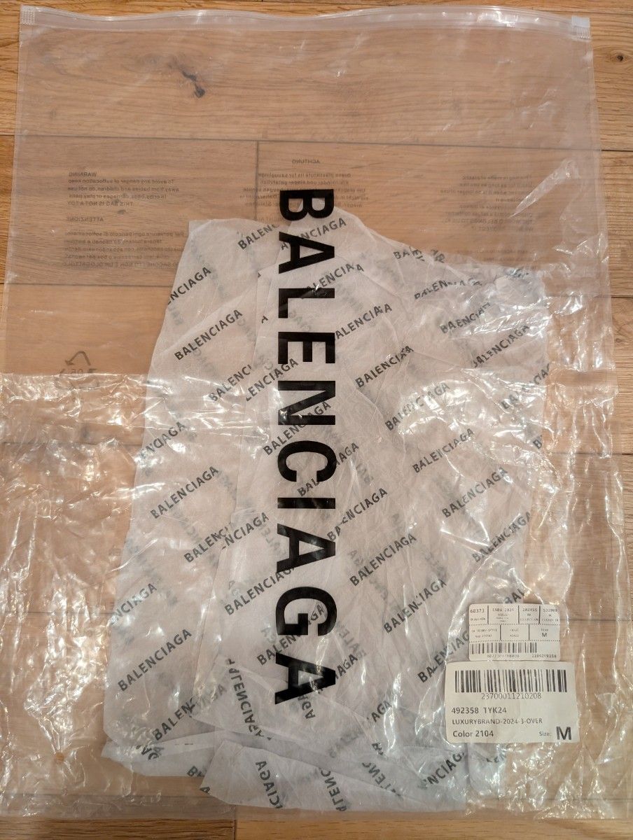 未使用 BALENCIAGA バレンシアガ 半袖Tシャツ 24SS PARIS SOCCER 未使用 BALENCIAGA バレンシアガ 半袖Tシャツ 24SS PARIS SOCCER