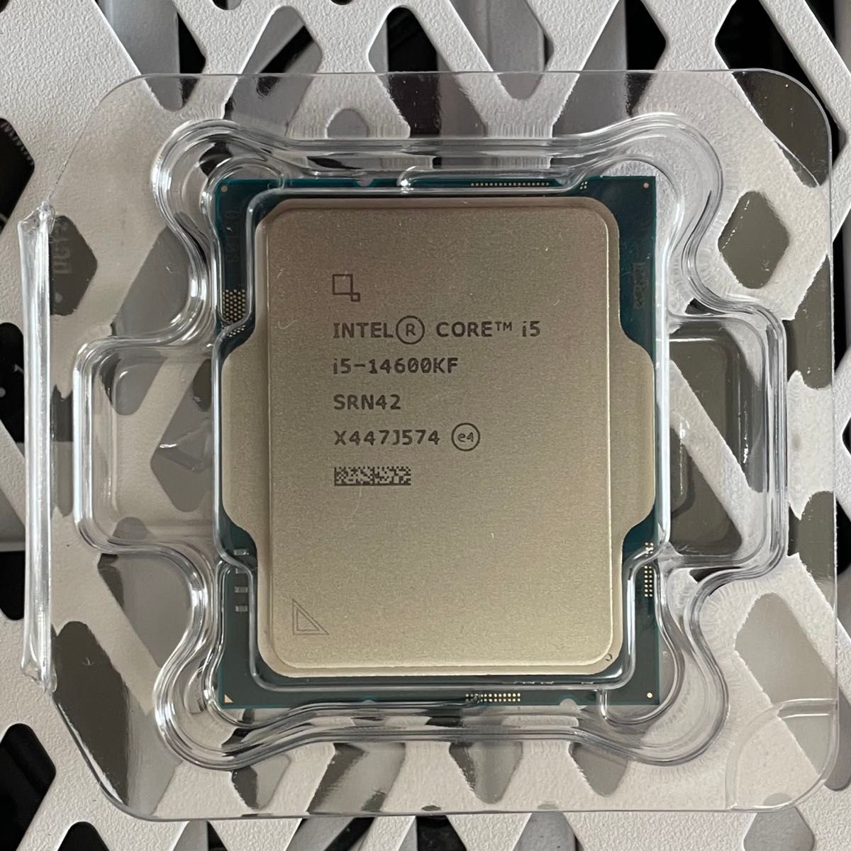 Intel Core i5-14600KF バルク品 新品|Yahoo!フリマ(旧PayPay Intel Core i5-14600KF バルク品 新品|Yahoo!フリマ(旧PayPay