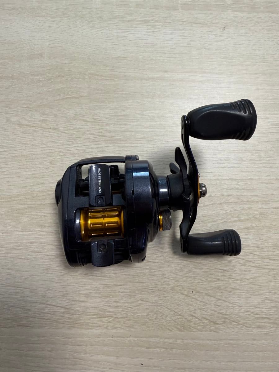 K ダイワ タトゥーラ SV TW 7.3 レフト 左巻き TWS ベイトリール |DAIWA TATULA 00613677 バス