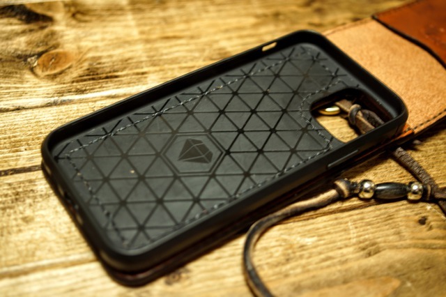 ハンドメイド サドルレザー iPhone 13ケース ビンテージ染め ハンドメイド サドルレザー iPhone 13ケース ビンテージ染め