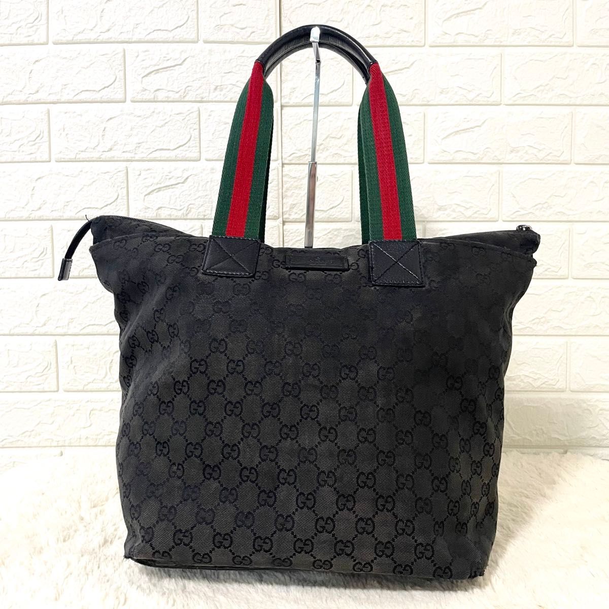 GUCCI GGキャンバス トートバッグ シェリーライン 黒 GUCCI GGキャンバス トートバッグ シェリーライン 黒