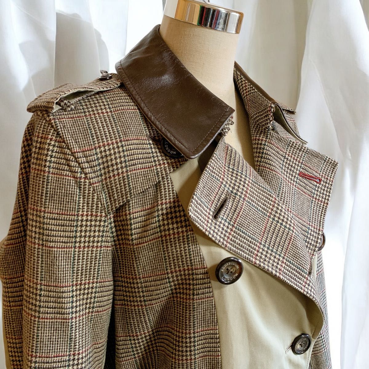 希少 Aquascutum ウール 羊革 切り替え トレンチコート チェック 希少 Aquascutum ウール 羊革 切り替え トレンチコート チェック