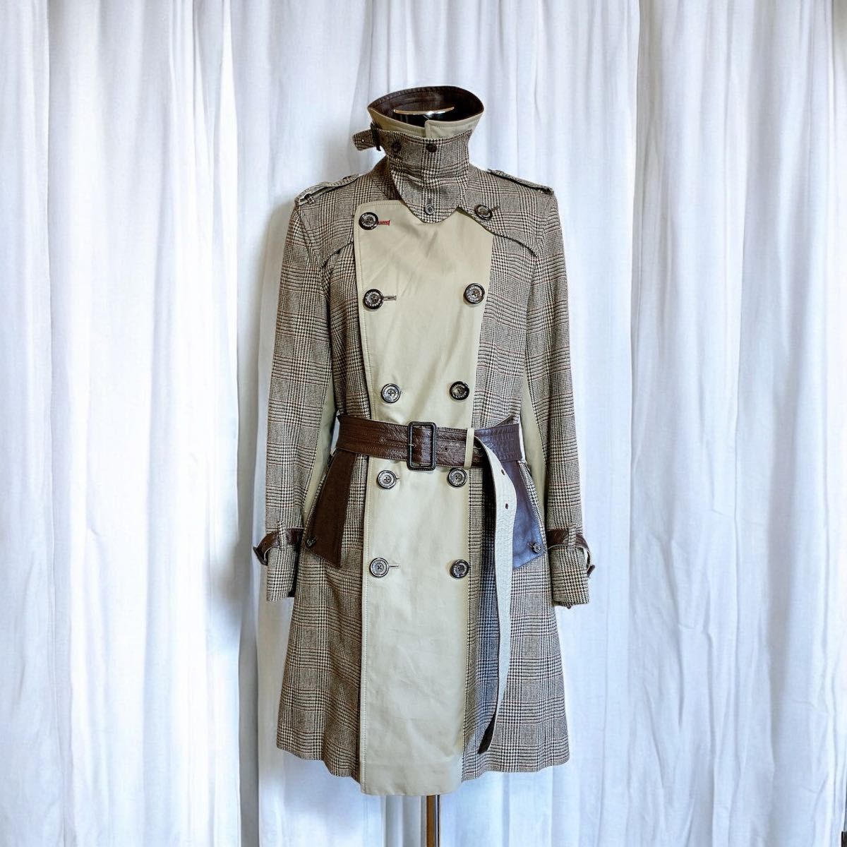 希少 Aquascutum ウール 羊革 切り替え トレンチコート チェック 希少 Aquascutum ウール 羊革 切り替え トレンチコート チェック