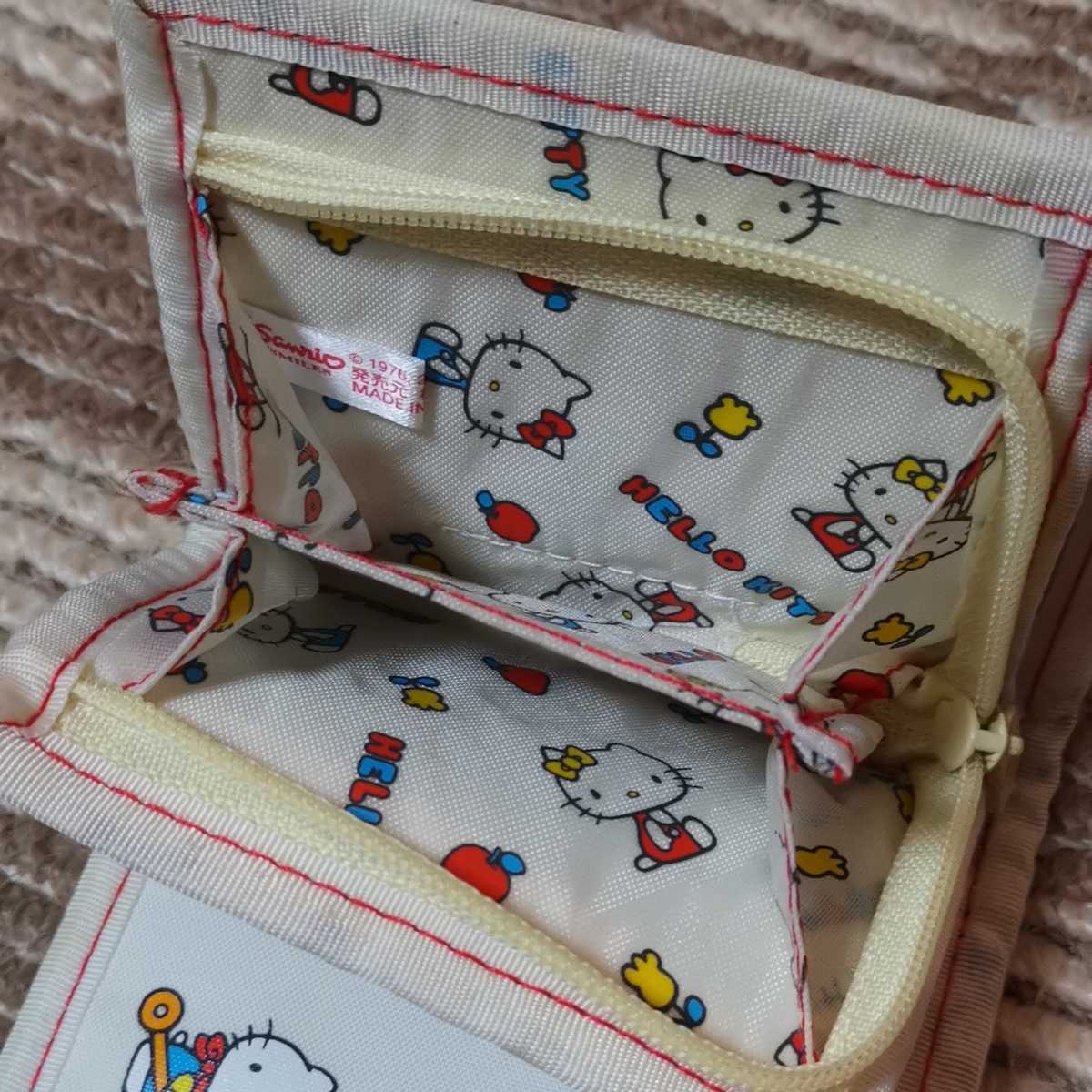 レア 2005年 ハローキティ 財布 ウォレット サンリオ キティ レア 2005年 ハローキティ 財布 ウォレット サンリオ キティ
