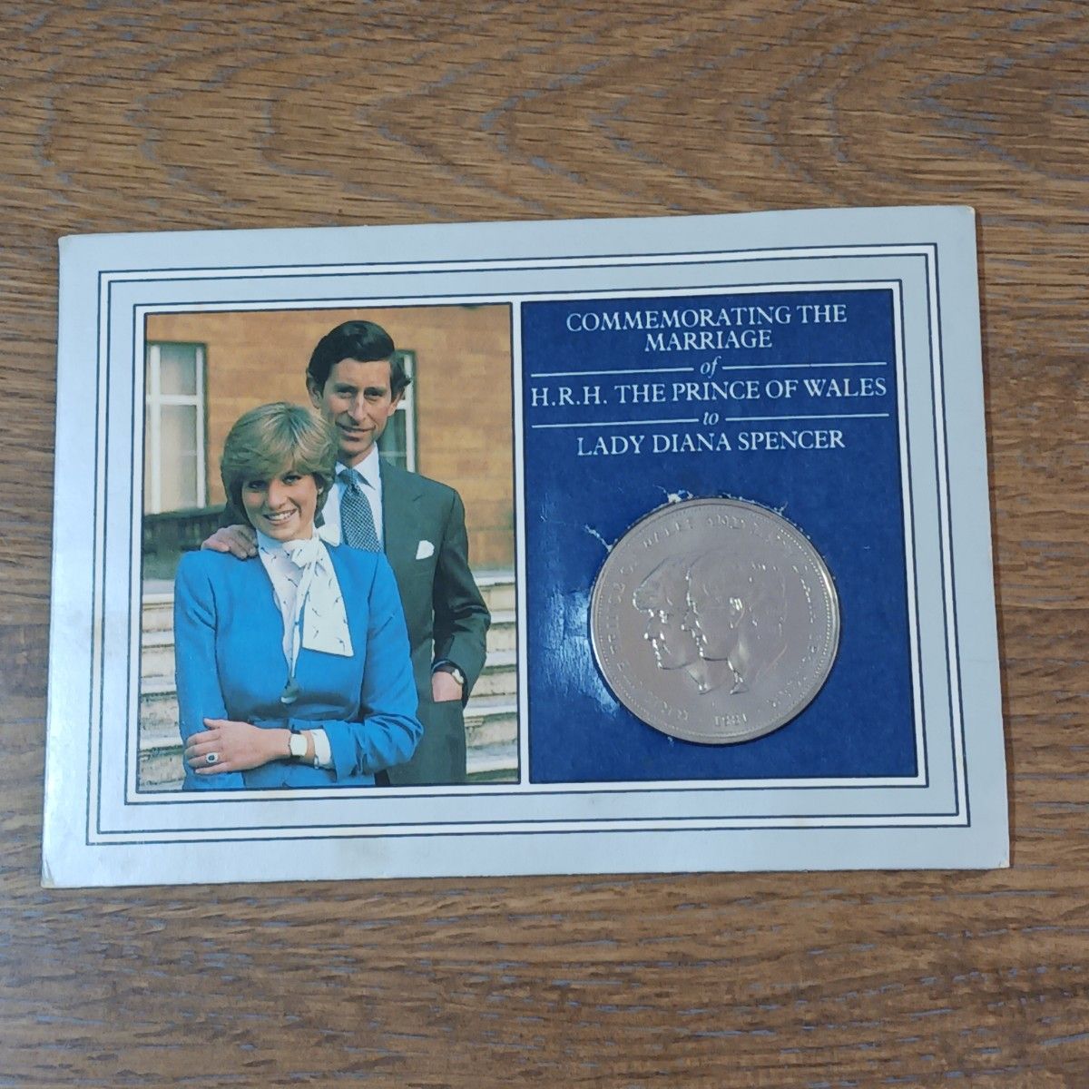 Royal Mint チャールズ皇太子ダイアナ妃結婚記念コイン + Royal Mint チャールズ皇太子ダイアナ妃結婚記念コイン +