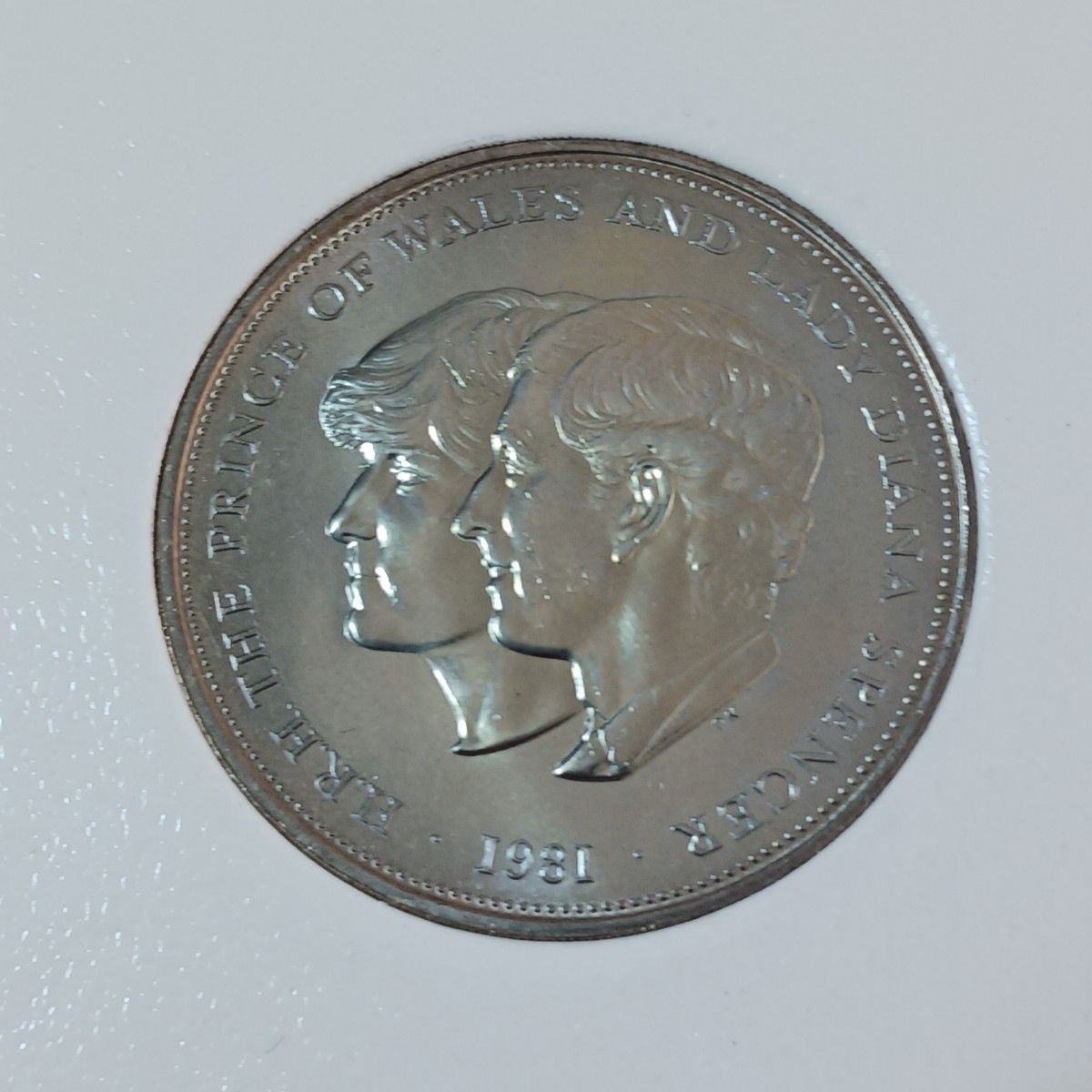 Royal Mint チャールズ皇太子ダイアナ妃結婚記念コイン + Royal Mint チャールズ皇太子ダイアナ妃結婚記念コイン +