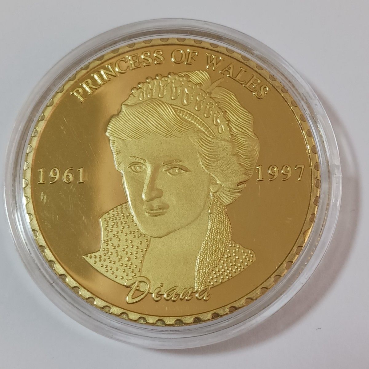 Royal Mint チャールズ皇太子ダイアナ妃結婚記念コイン + Royal Mint チャールズ皇太子ダイアナ妃結婚記念コイン +