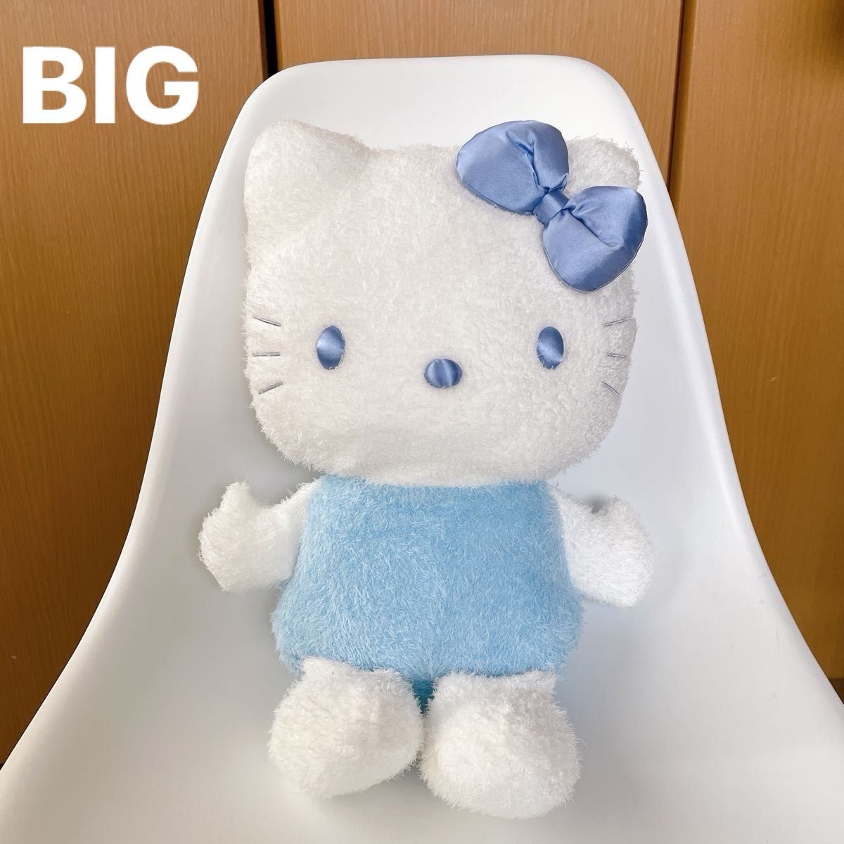 サンリオ ハローキティ 50th BIG ぬいぐるみ - メルカリ