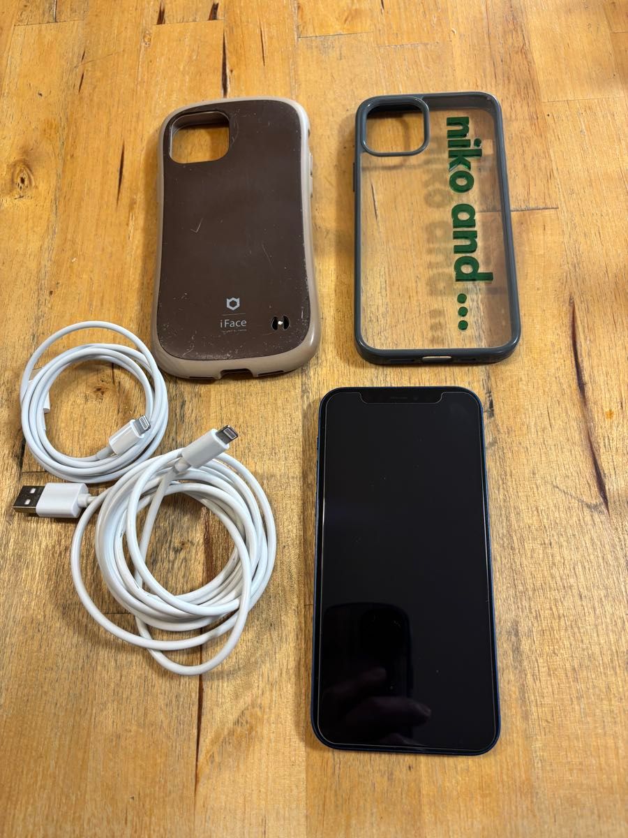 USED! Apple iPhone12 64GB ブルー! おまけ付き(*´艸`) USED! Apple iPhone12 64GB ブルー! おまけ付き(*´艸`)