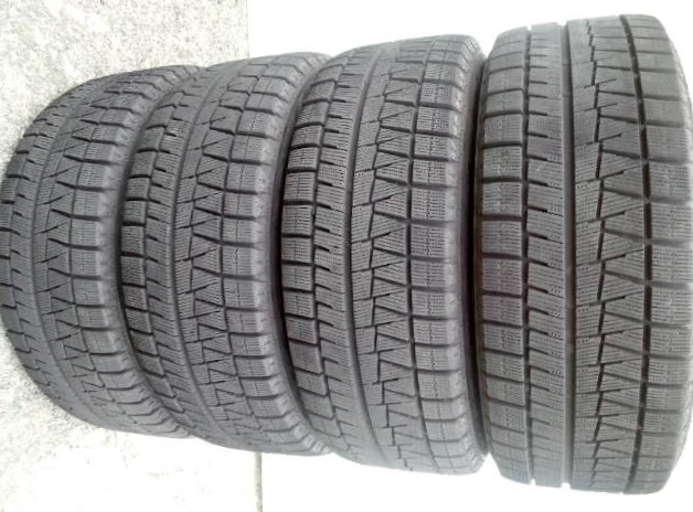 バリ山スタッドレス 205/55R16ブリヂストンブリザックレボ REVO GZ 4本 W204 CLA C117 W209 T245 W176 W246 BMW E90 E87 F20アルファロメオ_画像1