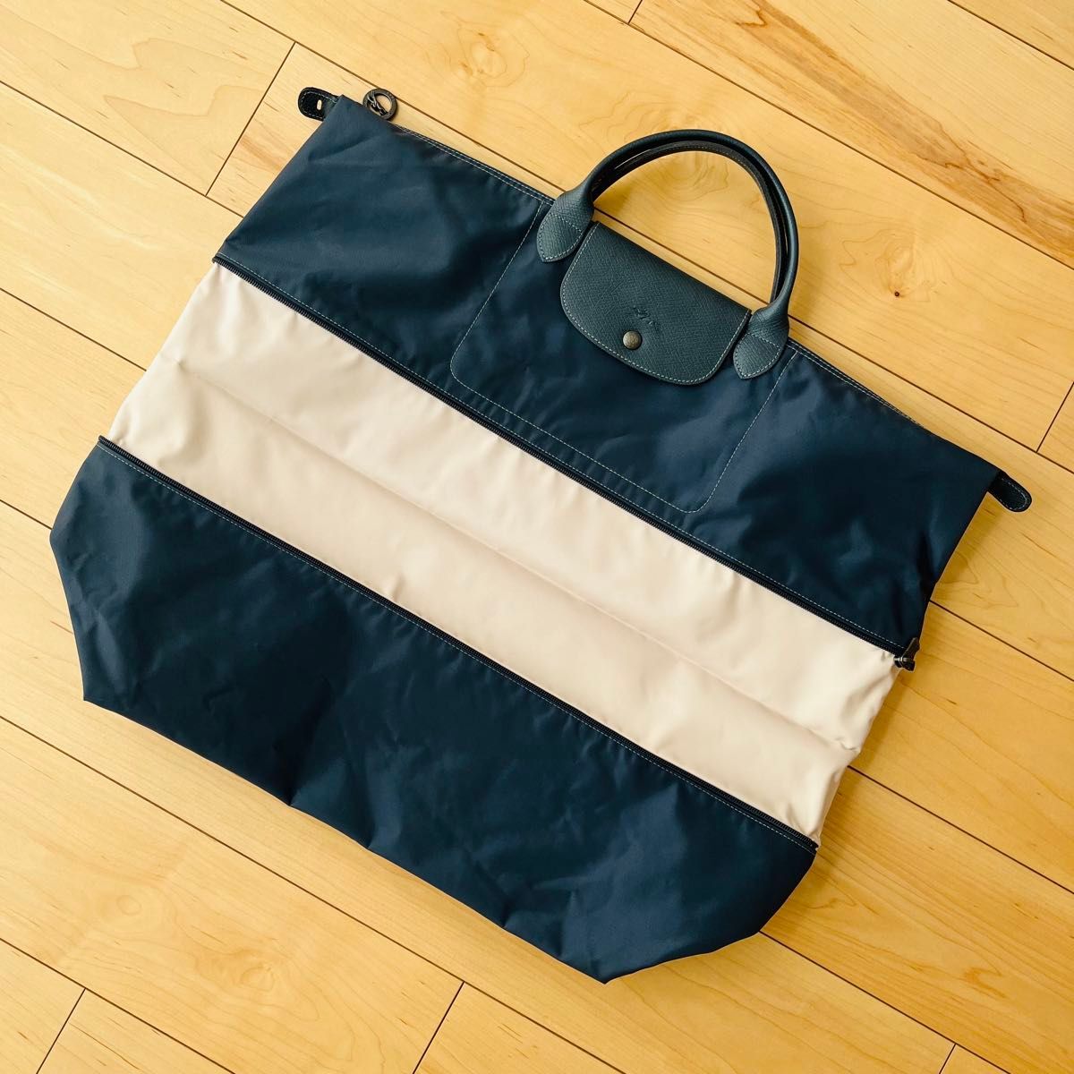 ロンシャン LONGCHAMP バッグ 伸縮可能 トラベルバッグ ロンシャン LONGCHAMP バッグ 伸縮可能 トラベルバッグ